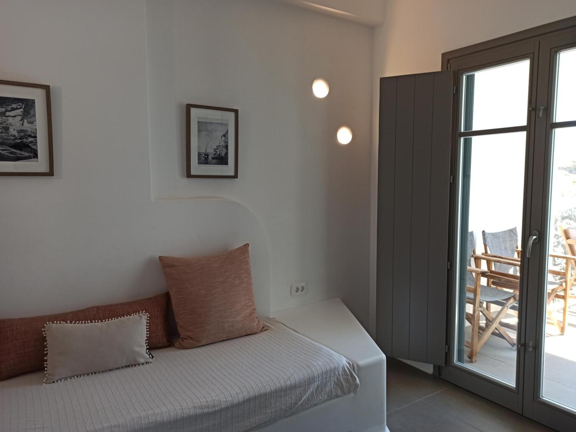 Amphitrite Suites Santorini Vóthon Dış mekan fotoğraf