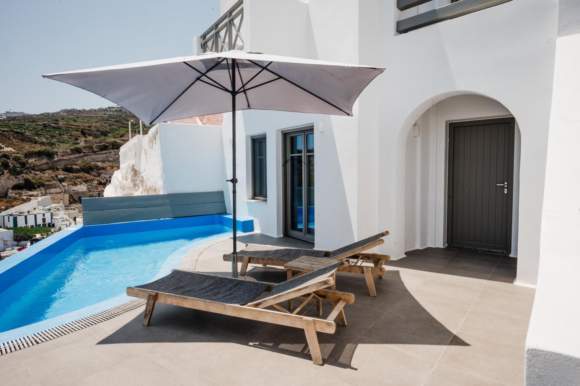 Amphitrite Suites Santorini Vóthon Oda fotoğraf